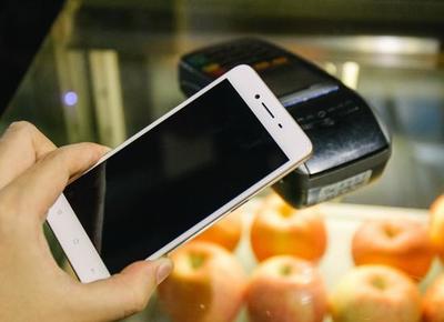 1299元高顏值！OPPO A37上手簡評 讓人拿起就放不下的移動(dòng)支付設(shè)備