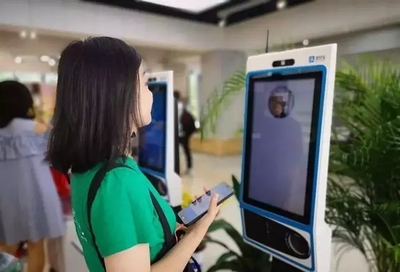 刷臉支付興起 移動支付設備制造商的機遇與挑戰